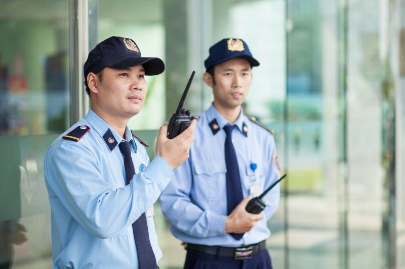 bảo vệ trường học quốc tế