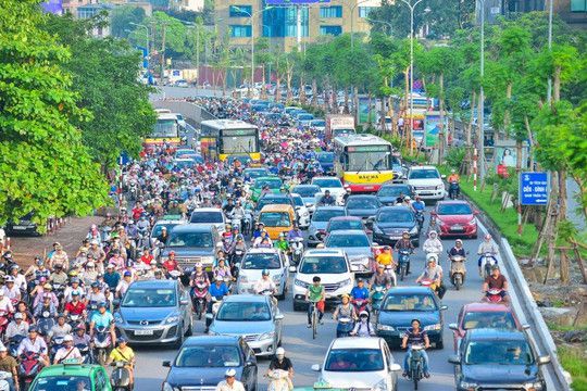Phường Ngọc Hà tập trung nhiều cơ quan nhà nước, khu dân cư lâu đời, điểm du lịch và hoạt động kinh doanh dịch vụ do đó lưu lượng tham gia giao thông luôn lớn